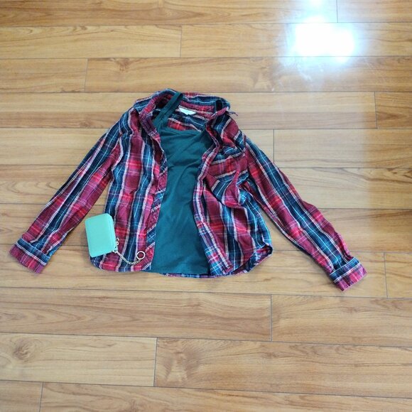 Shirts with new light green and gold wallet set&NEW YES(front)NO(back) fake coin - Picture 13 of 16